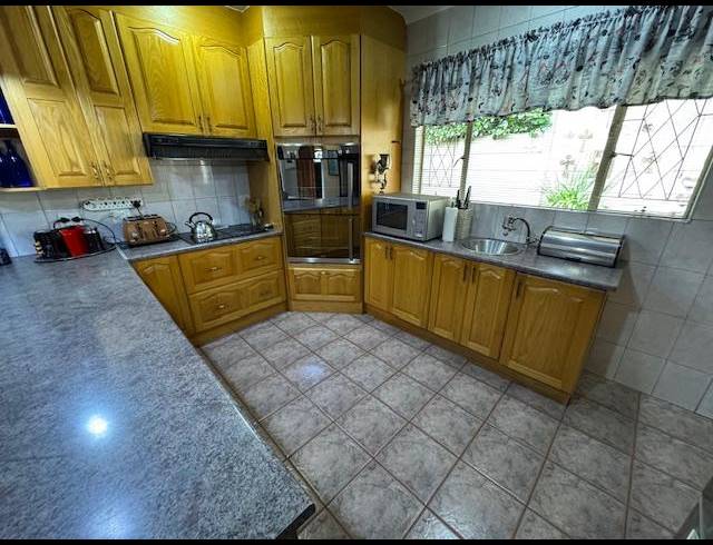 3 BEDROOM HOUSE FOR SALE IN TERENURE